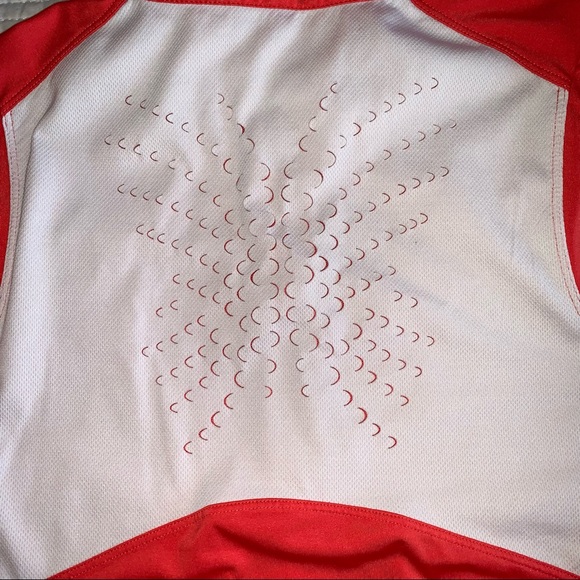 Nike Golf, collared, sleeveless top size medium. - Picture 5 of 9